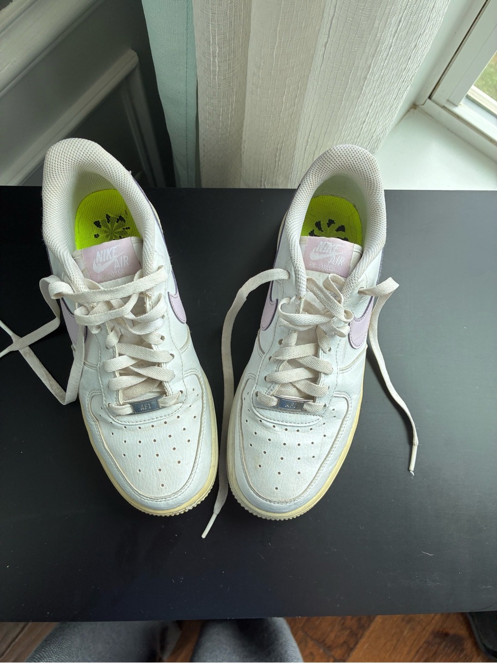 Nike Women’s Air Force One White Low-Top Sneakers with Light Purple Swoosh - Picture 3 of 6